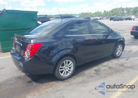 2014 Chevrolet Sonic Lt z USA, uszkodzony, nr VIN 1G1JC5SH2E4235830